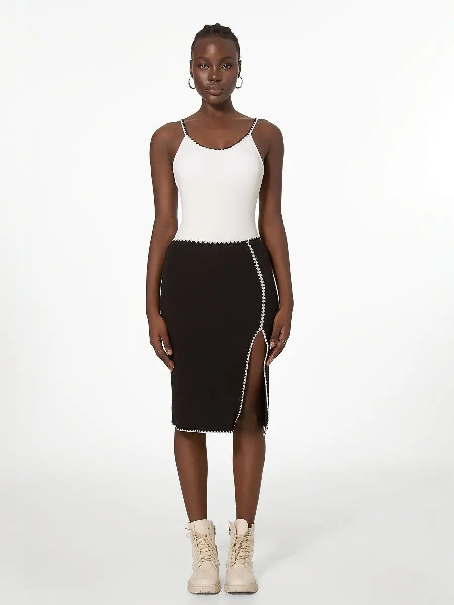 Noir Blanc - Simple One Piece with Pencil Skirt
