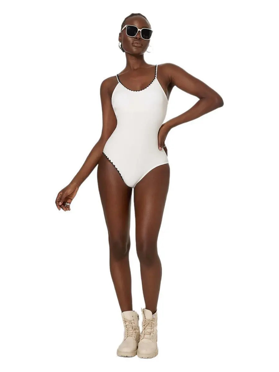 Noir Blanc - Simple One Piece with Pencil Skirt